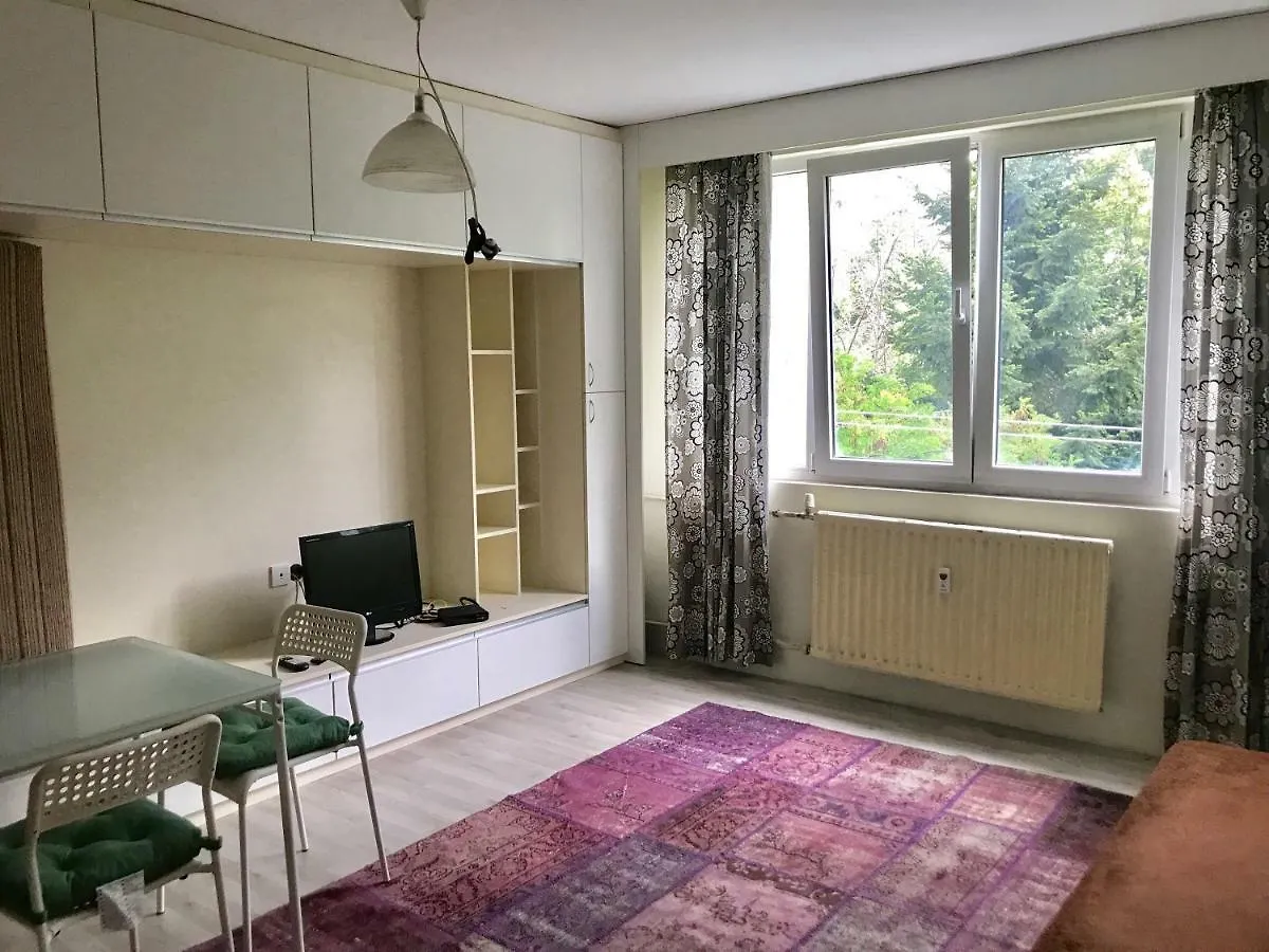 Modern Studio 20 Meters From Mladost 1 Metro Station ソフィア ブルガリア